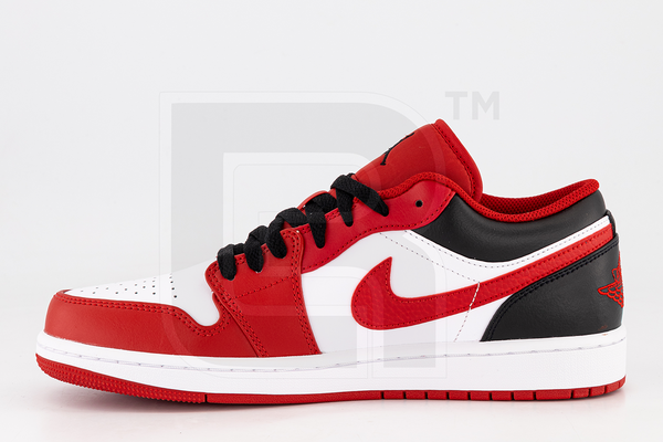 Jordan 1 Low Bulls Limited Run