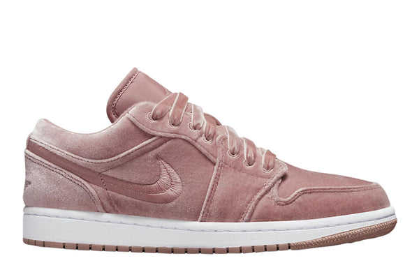 Air Jordan 1 Low SE "Pink Velvet" (W)