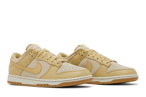 Nike Dunk Low "Khaki Suede Gum"