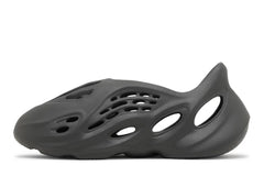 Adidas Yeezy Foam RNR "Carbon"