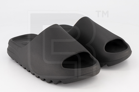 Adidas Yeezy Slide "Onyx" (2022/2023)